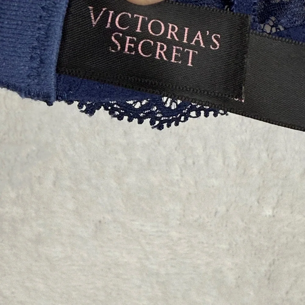 Victoria's Secret Dream Angels Lined Demi Bra‎ Navy Blue Lace 34C 298888-J01